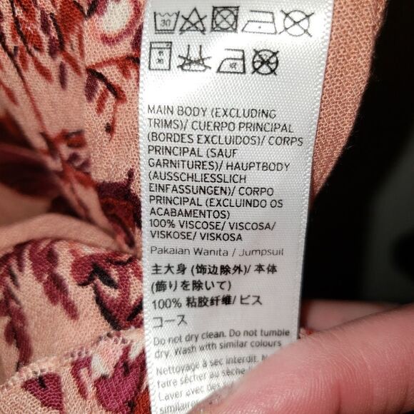 TOPSHOP Floral Cold Shoulder Romper - Picture 5 of 10